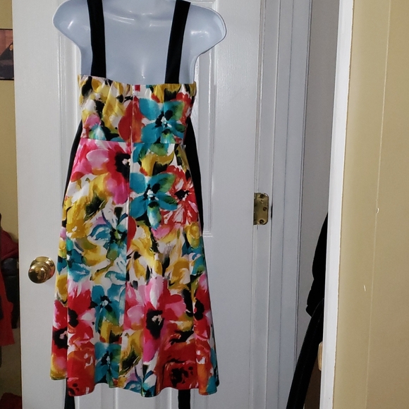 B. Smart Dress - Picture 2 of 2